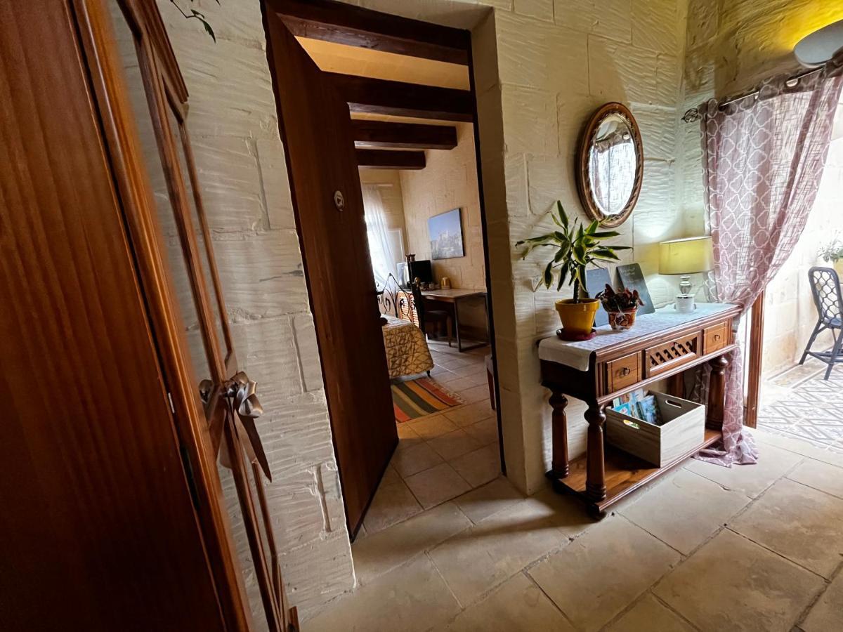 לינה וארוחת בוקר Xagħra Encanto Vegetarian Bed & Breakfast מראה חיצוני תמונה